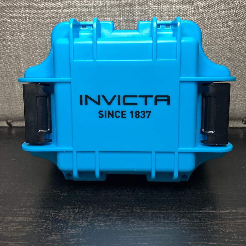 Invicta Dive Case Slot Single Watch Water Proof Case Brand New - Turquoise - Picture 2 of 5